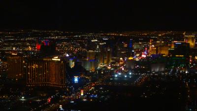 Blick auf Las Vegas vom Flugzeug aus // View on Las Vegas from the plane